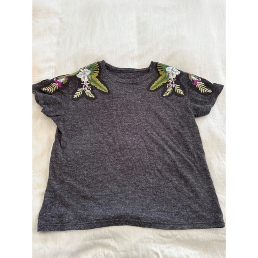 Zara Embroidered Floral Shoulder Tee Women's Charcoal Gray Short Sleeve M L - Picture 3 of 7